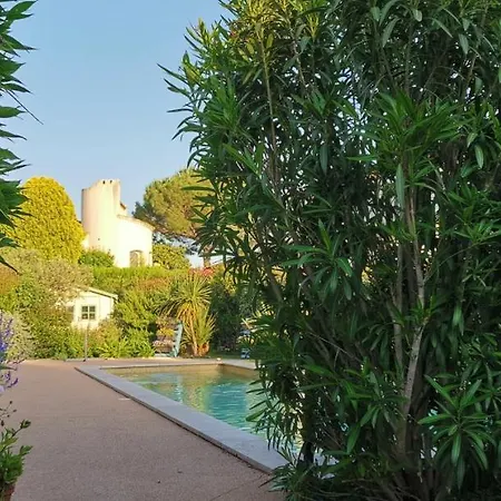Villa Des Cigales-2